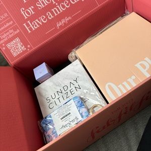 Fabfitfun Box- 6 Full Sized Items